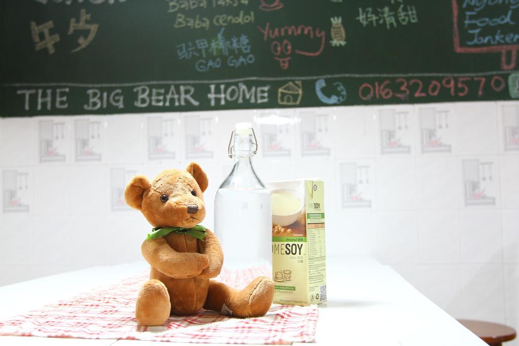 The Big Bear Home Malacca Exteriér fotografie